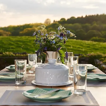 Canny Brow Barn בית נופש *