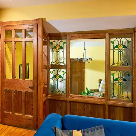 Canny Brow Barn קנדל