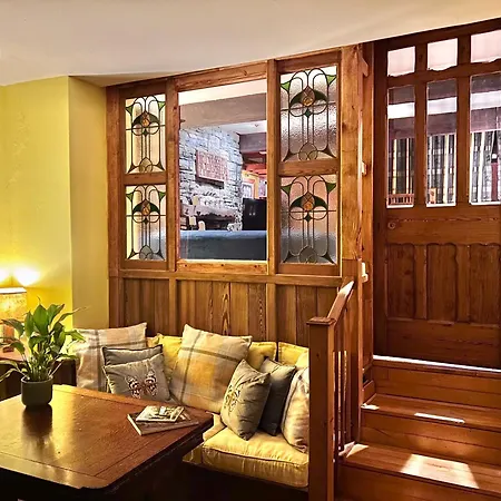 Canny Brow Barn * קנדל