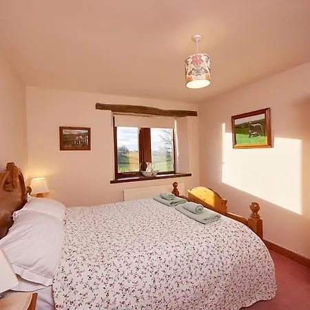Canny Brow Barn * Kendal