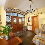 Canny Brow Barn * Kendal